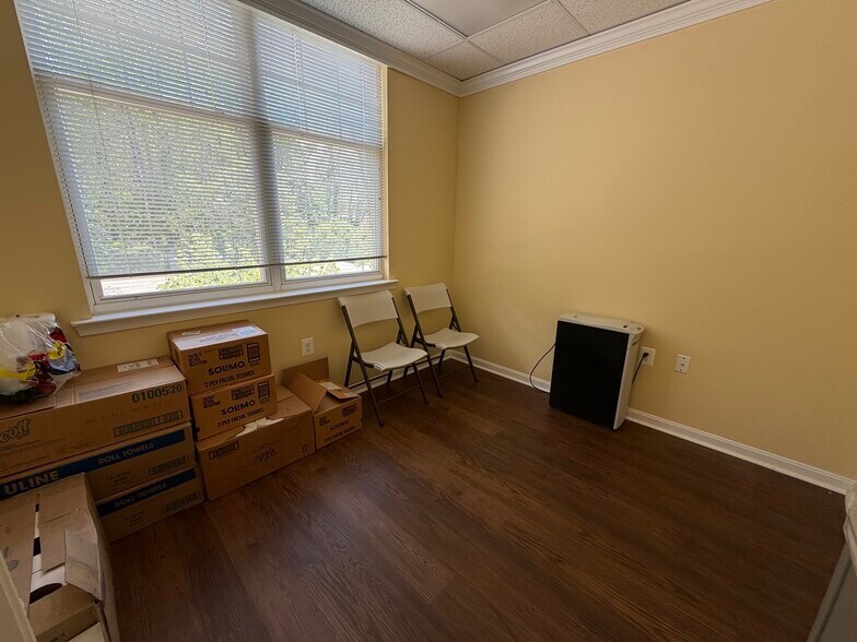 More Photos Of 301-306 Steeple Chase Dr, Prince Frederick Office For Sale