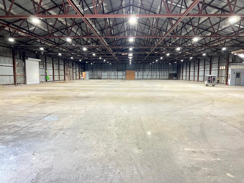 More Photos Of 1101 Louisville Rd, Savannah Unknown For Lease