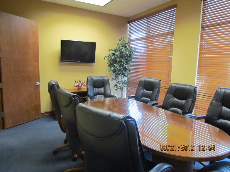More Photos Of 1391 Sawgrass Corporate Pky, Sunrise Office For Sale