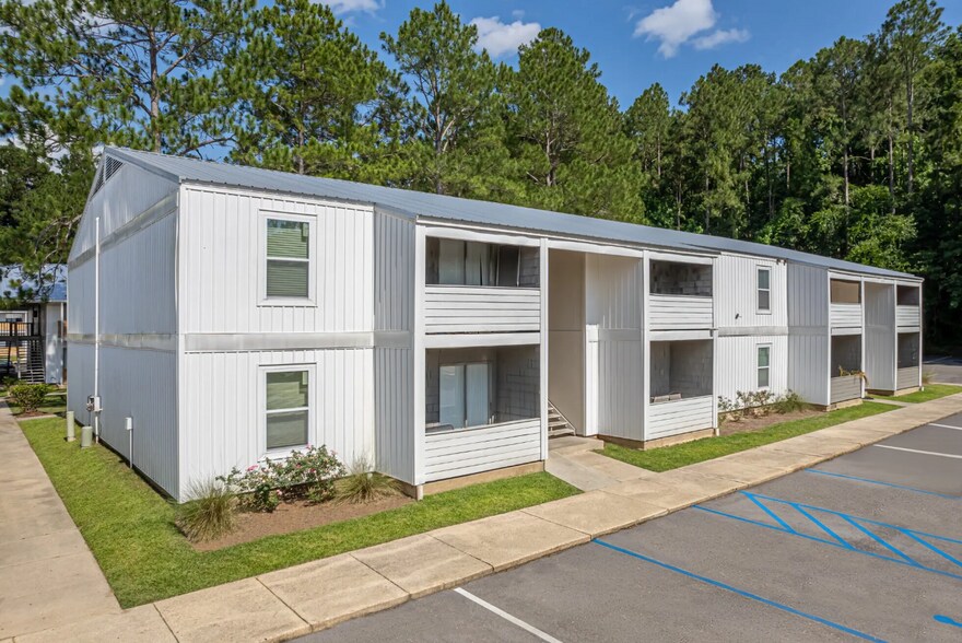 More Photos Of 601 Village Green Dr, Mobile Apartments For Sale