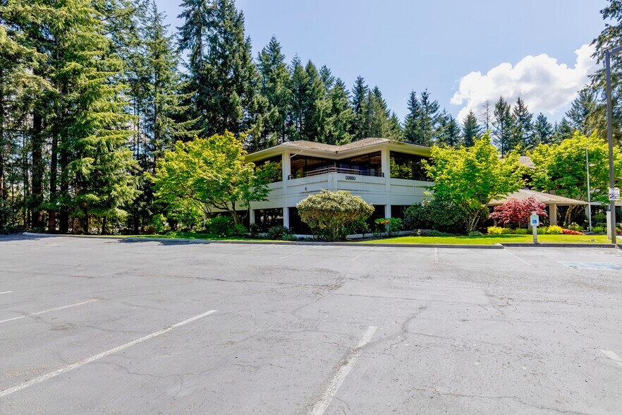 More Photos Of 33650 6th Ave S, Federal Way Office For Sale