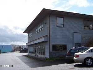 Primary Photo Of 324 SW 7th St, Newport Office For Lease