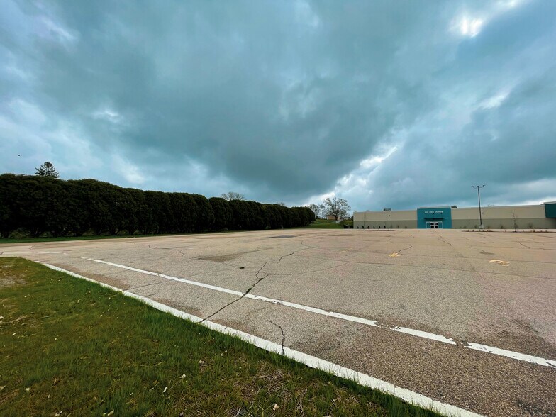 More Photos Of Lot 1 Janesville ave, Fort Atkinson Land For Sale