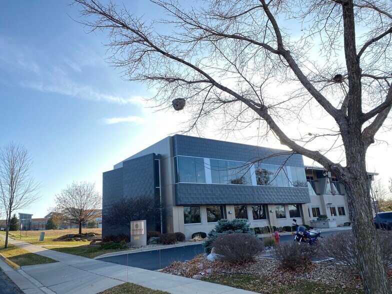 More Photos Of 2655 Research Park Dr, Fitchburg Office For Sale