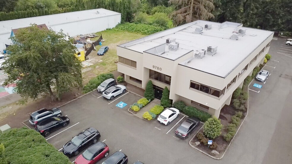 More Photos Of 9780 SW Shady Ln, Tigard Office For Lease