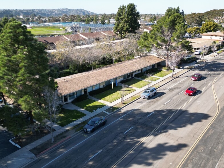 More Photos Of 3650 Clairemont Dr, San Diego Unknown For Lease