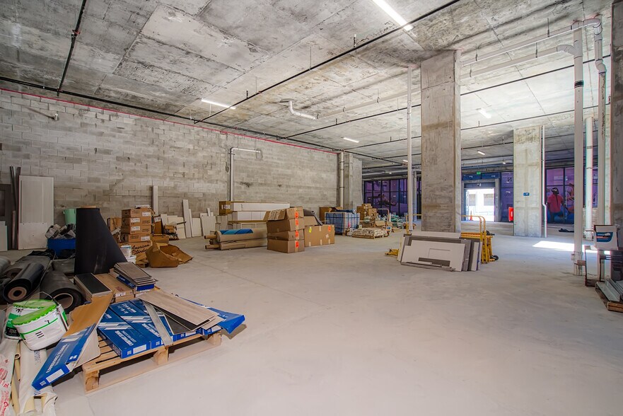 More Photos Of 1809 Jackson St, Hollywood Apartments For Lease