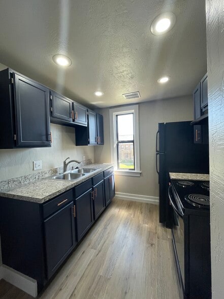More Photos Of 801-803 East Dr, Oklahoma City Apartments For Sale