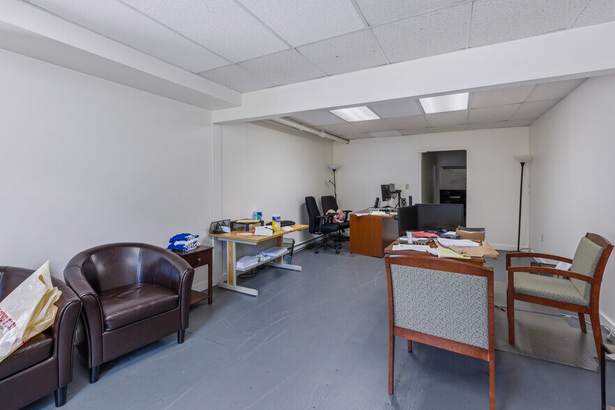 More Photos Of 36 Carpenter Street St, Keene Office For Sale