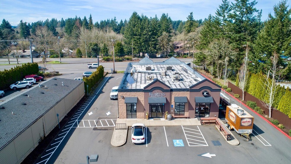 More Photos Of 4330-4336 Commercial St SE, Salem Freestanding For Lease