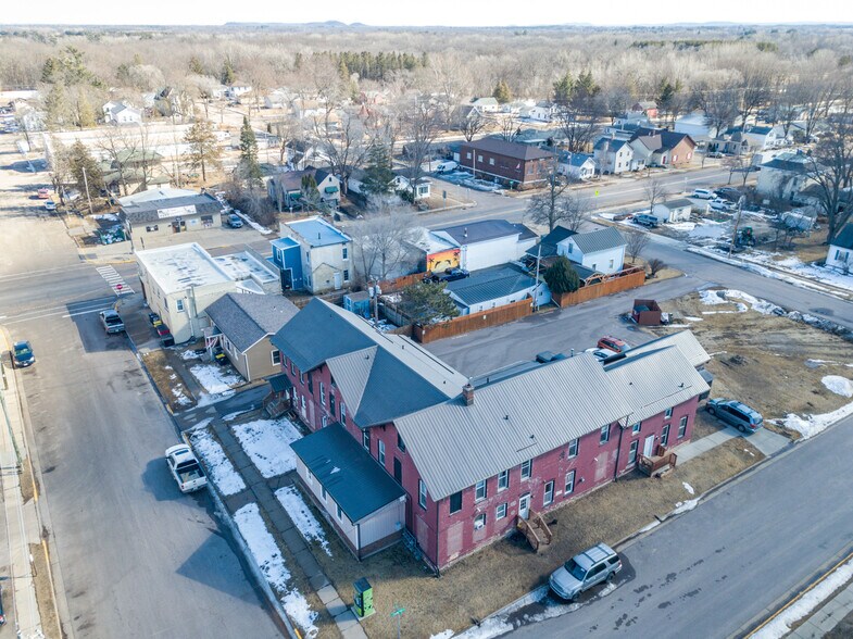 Primary Photo Of 115 W Pearl St, New Lisbon Apartments For Sale