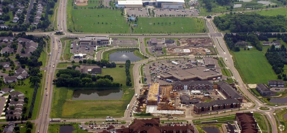 More Photos Of 4040 Radio Dr, Woodbury Medical For Lease