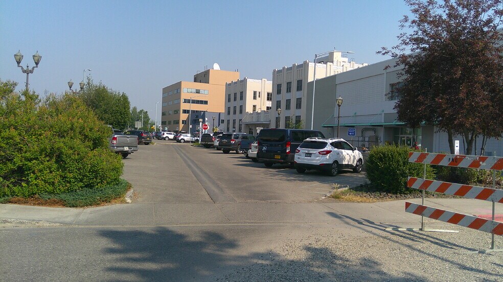 More Photos Of 634 5th Ave, Fairbanks General Retail For Lease