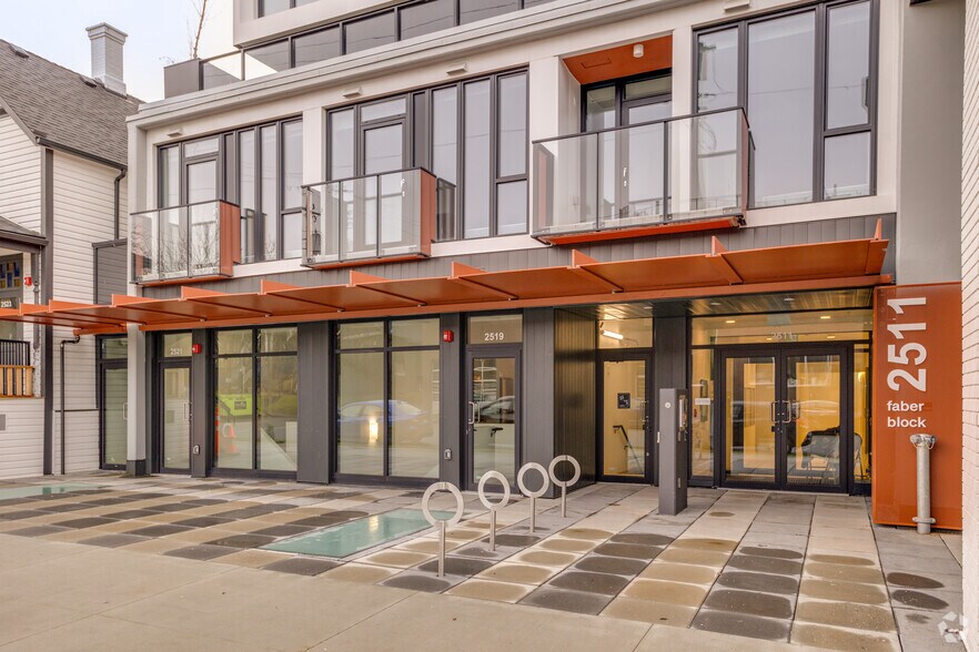 More Photos Of 2511 Carolina St, Vancouver Apartments For Lease