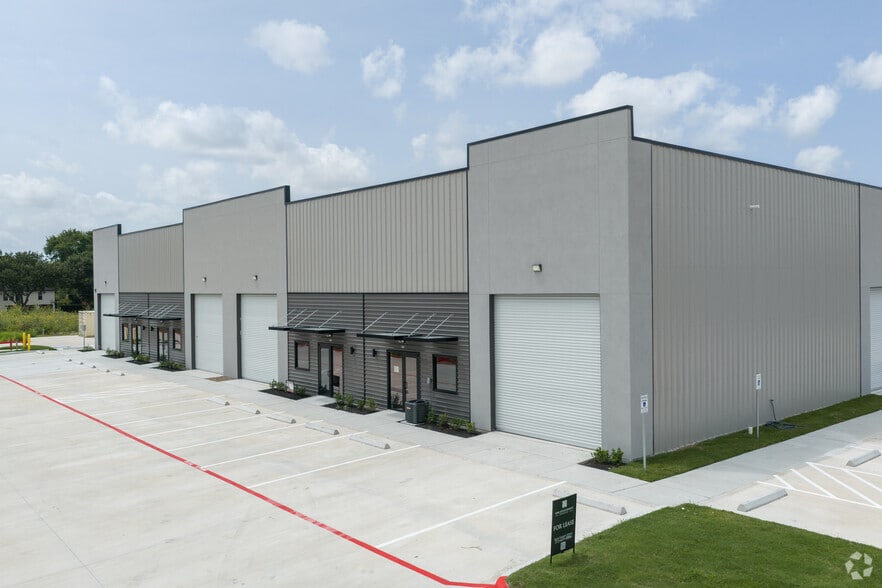 More Photos Of 26717 Westheimer Pky, Katy Unknown For Lease