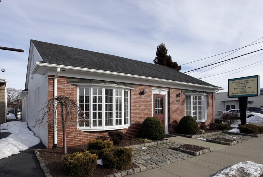 More Photos Of 1169 Park Ave, Cranston Office For Lease