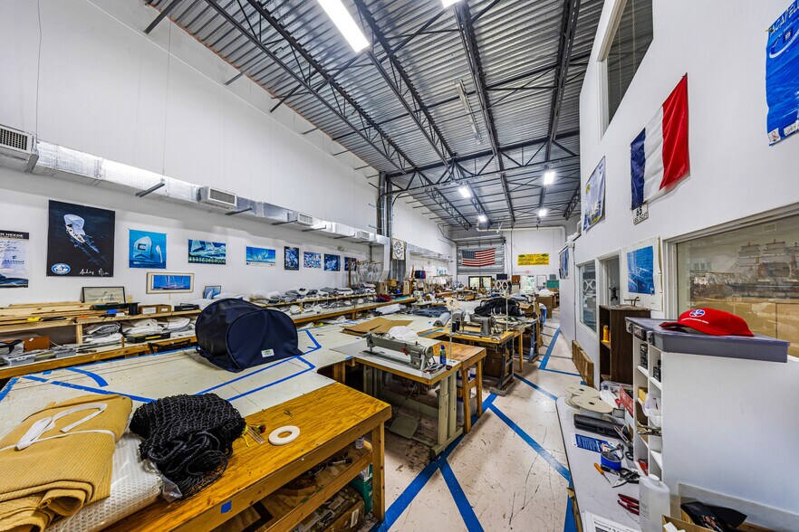 More Photos Of 3700-3718 SW 30th Ave, Fort Lauderdale Warehouse For Sale