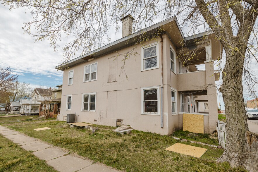 More Photos Of 123 E Madison Ave, Arkansas City Apartments For Sale