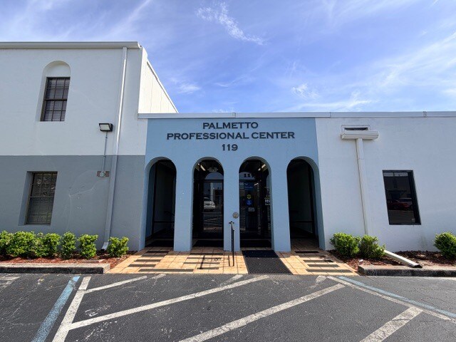 More Photos Of 115-121 S Palmetto Ave, Daytona Beach Office For Lease