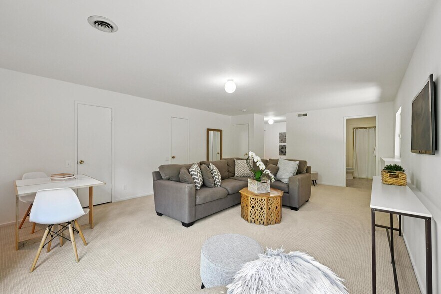 More Photos Of 135 Spring Grove Ave, San Rafael Multifamily For Sale