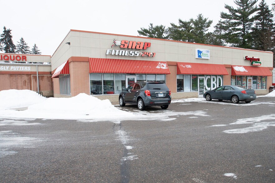 Primary Photo Of 1801-1807 Geneva Ave, Oakdale Unknown For Lease