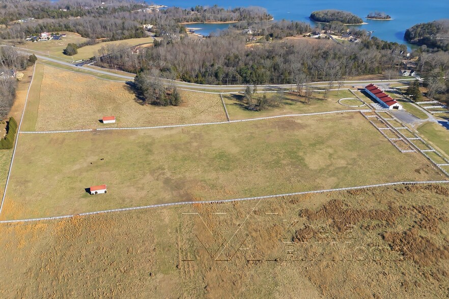 More Photos Of 1522 New Hope Rd, Rockwood Specialty For Sale