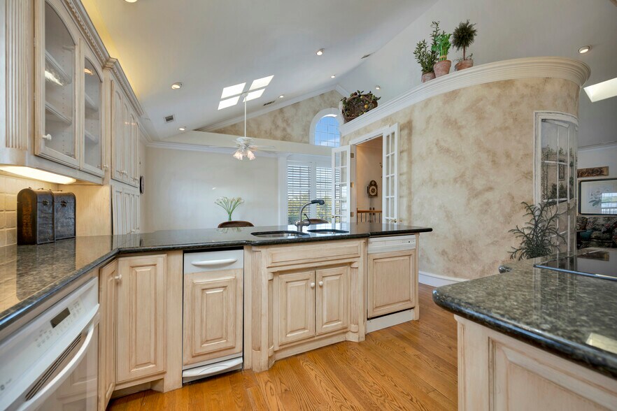 More Photos Of , Euless Unknown For Sale