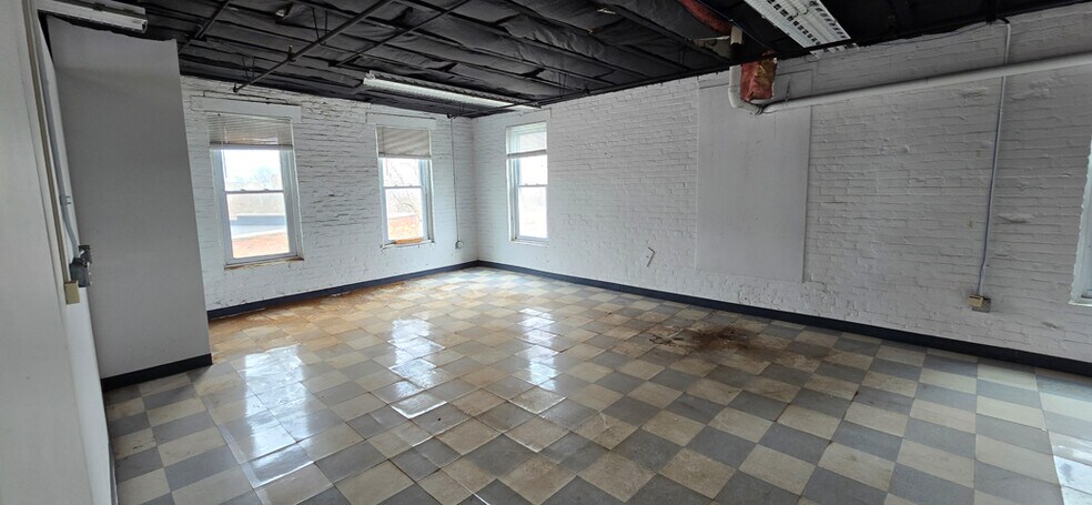 More Photos Of 155-175 Rano St, Buffalo Office For Sale