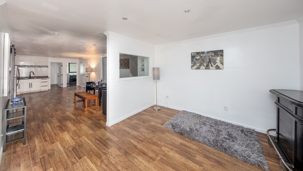 More Photos Of 412-414 E 12th St, Oakland Storefront Retail Residential For Sale