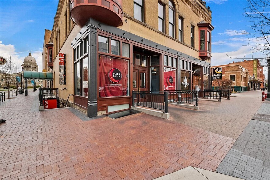 More Photos Of 622-624 W Idaho St, Boise Restaurant For Sale