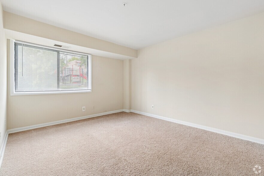 More Photos Of 1212 Southern Ave SE, Washington Apartments For Sale