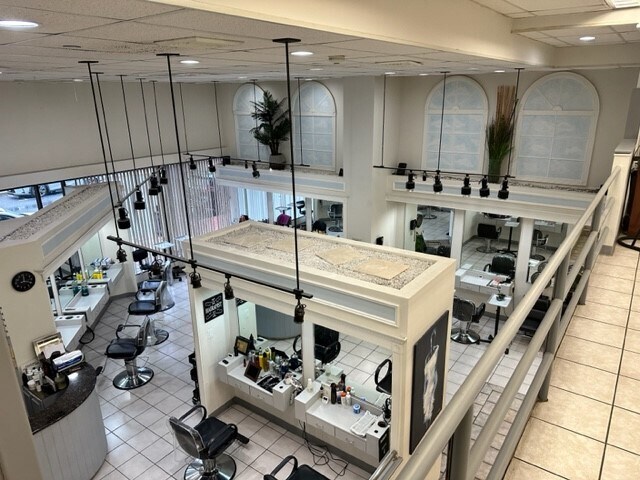 More Photos Of 1 School St, Glen Cove Office For Lease