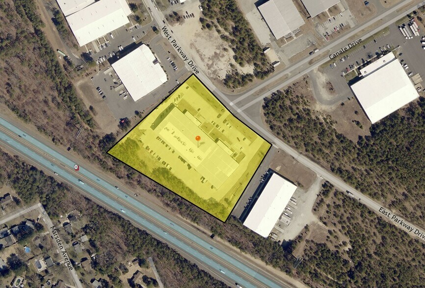 More Photos Of 200 W Parkway Dr, Egg Harbor Township Warehouse For Lease
