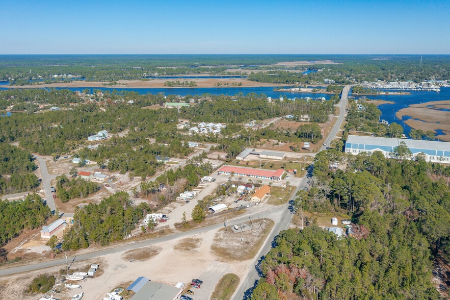 More Photos Of 1589 Highway 98 W, Carrabelle Hotel For Sale