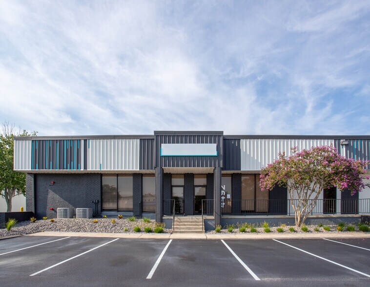 More Photos Of 3827-3843 St Valentines Way, Orlando Unknown For Lease
