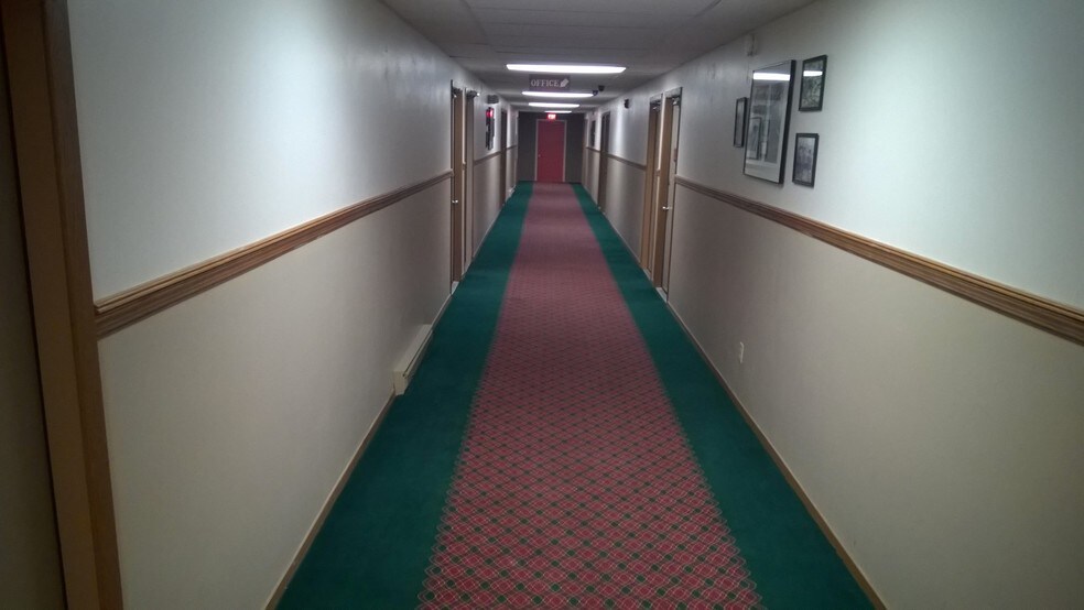 More Photos Of 625 Dodge St, Mineral Point Hotel For Sale