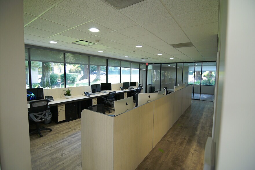 More Photos Of 6345 Auburn Blvd, Citrus Heights Office For Lease