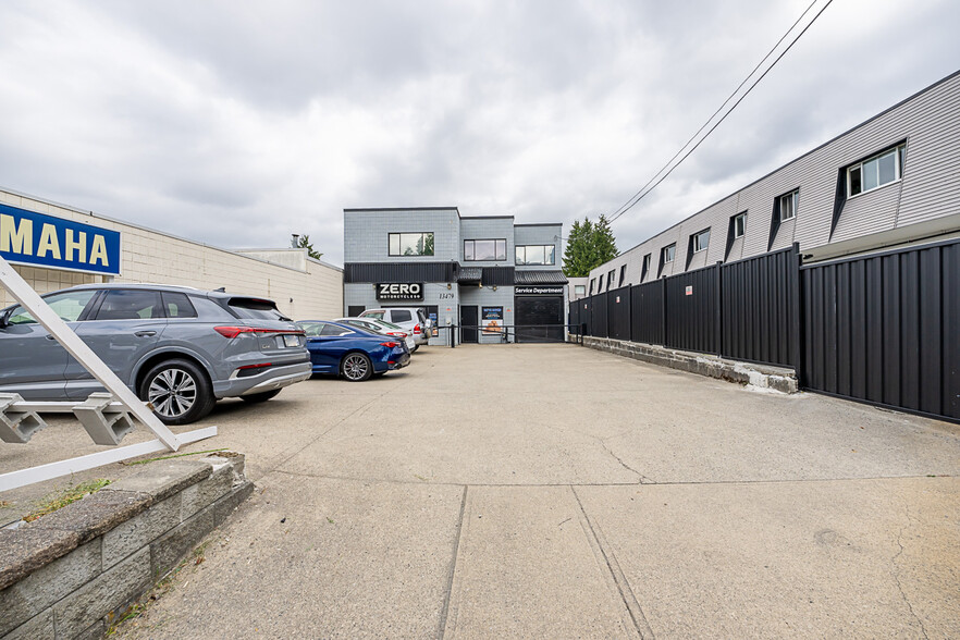 Primary Photo Of 13479 King George Blvd, Surrey Auto Dealership For Lease