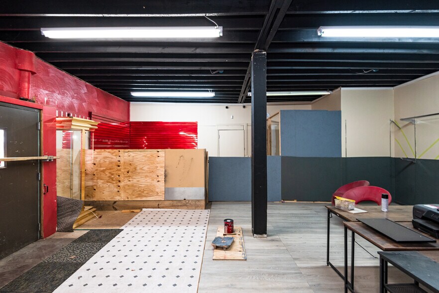 More Photos Of 534 S Smithville Rd, Dayton Storefront For Sale