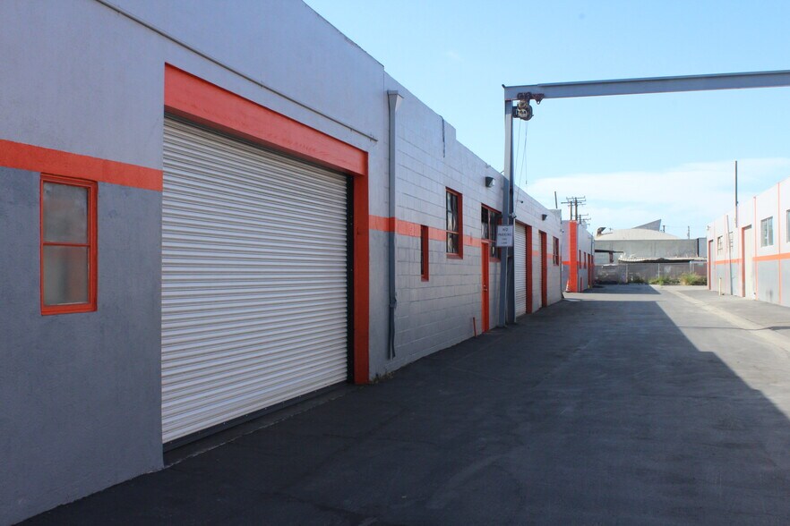 More Photos Of 115-123 E Gardena Blvd, Gardena Service For Sale