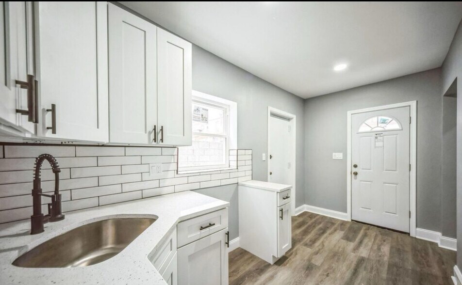More Photos Of 6037 Elmwood Ave, Philadelphia Apartments For Sale