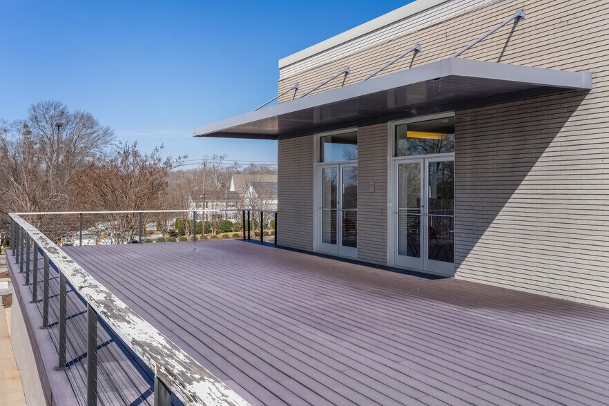 More Photos Of 110 Frederick St, Greenville Office For Lease