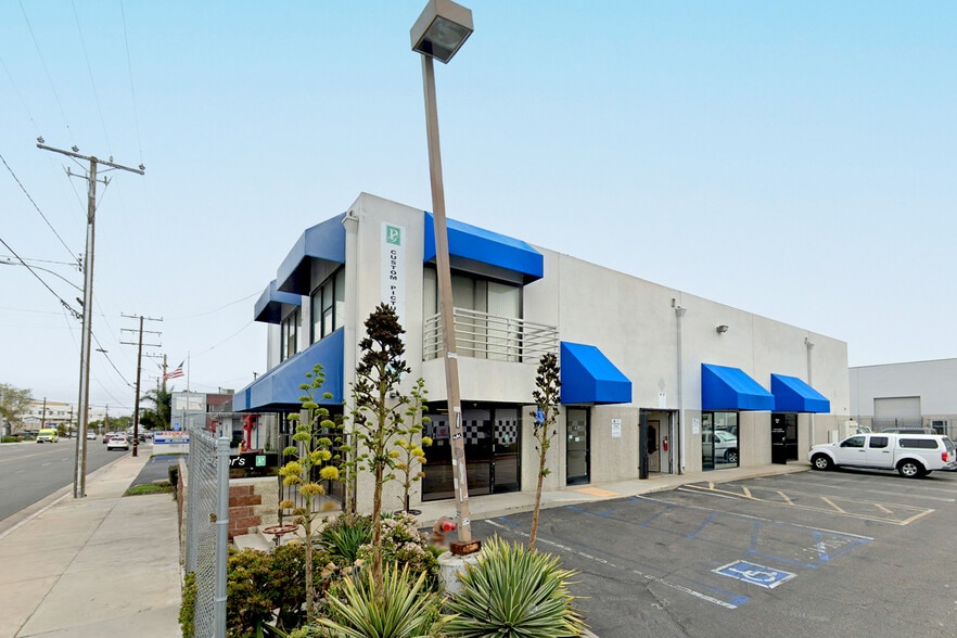 Primary Photo Of 1560 Superior Ave, Costa Mesa Light Manufacturing For Lease