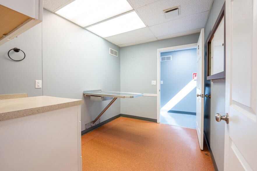 More Photos Of 5767 PA-981 Hwy, Latrobe Medical For Sale