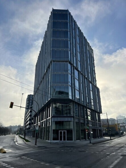 More Photos Of 220 East 1st Ave, Vancouver Office For Sale