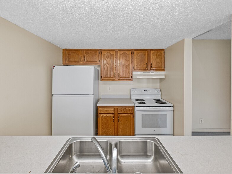 More Photos Of 58 Broadway St, Asheville Storefront Retail Residential For Sale