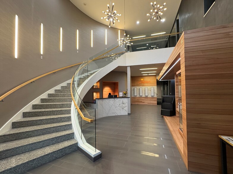 More Photos Of 10975 El Monte St, Overland Park Office For Lease