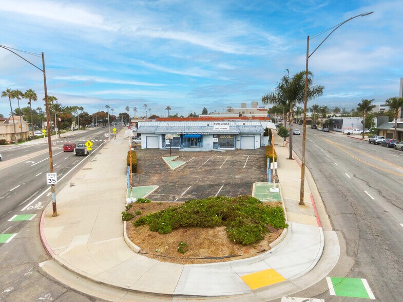 Primary Photo Of 2834 E Main St, Ventura General Retail For Sale