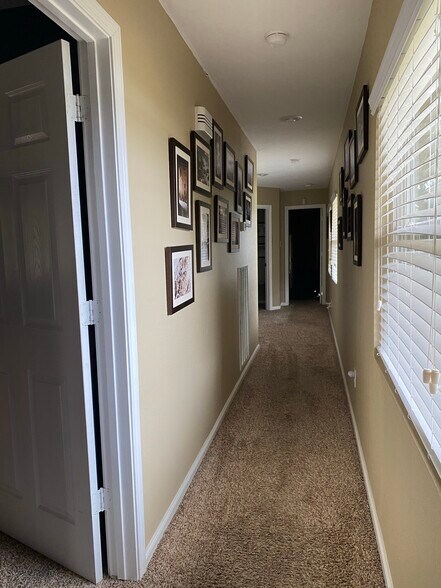 More Photos Of 561 Lakeway Dr, Montgomery Specialty For Sale