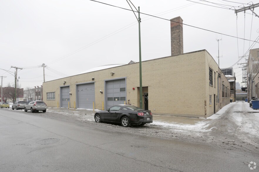 Primary Photo Of 113 N Elizabeth St, Chicago Storefront Retail Office For Lease